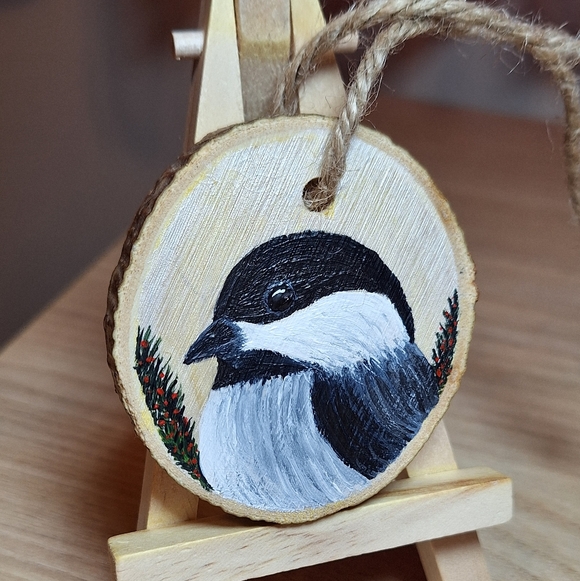 "Black-capped Chickadee" Hand-painted Wall Hanging/Ornament (NWOT) - Picture 8 of 10